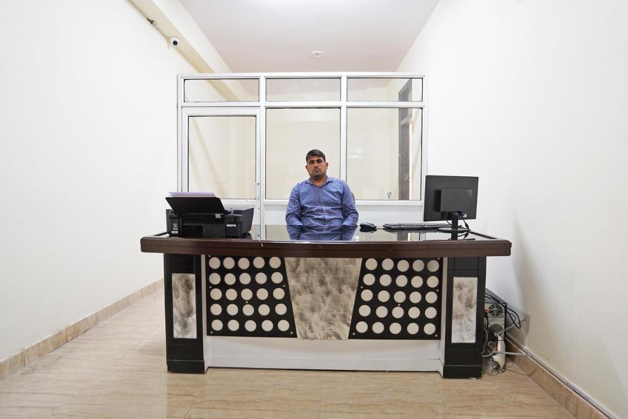 Oyo 46744 Hotel Yash New Delhi Extérieur photo